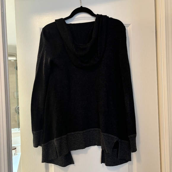 TNA Cardigan - Picture 2 of 5